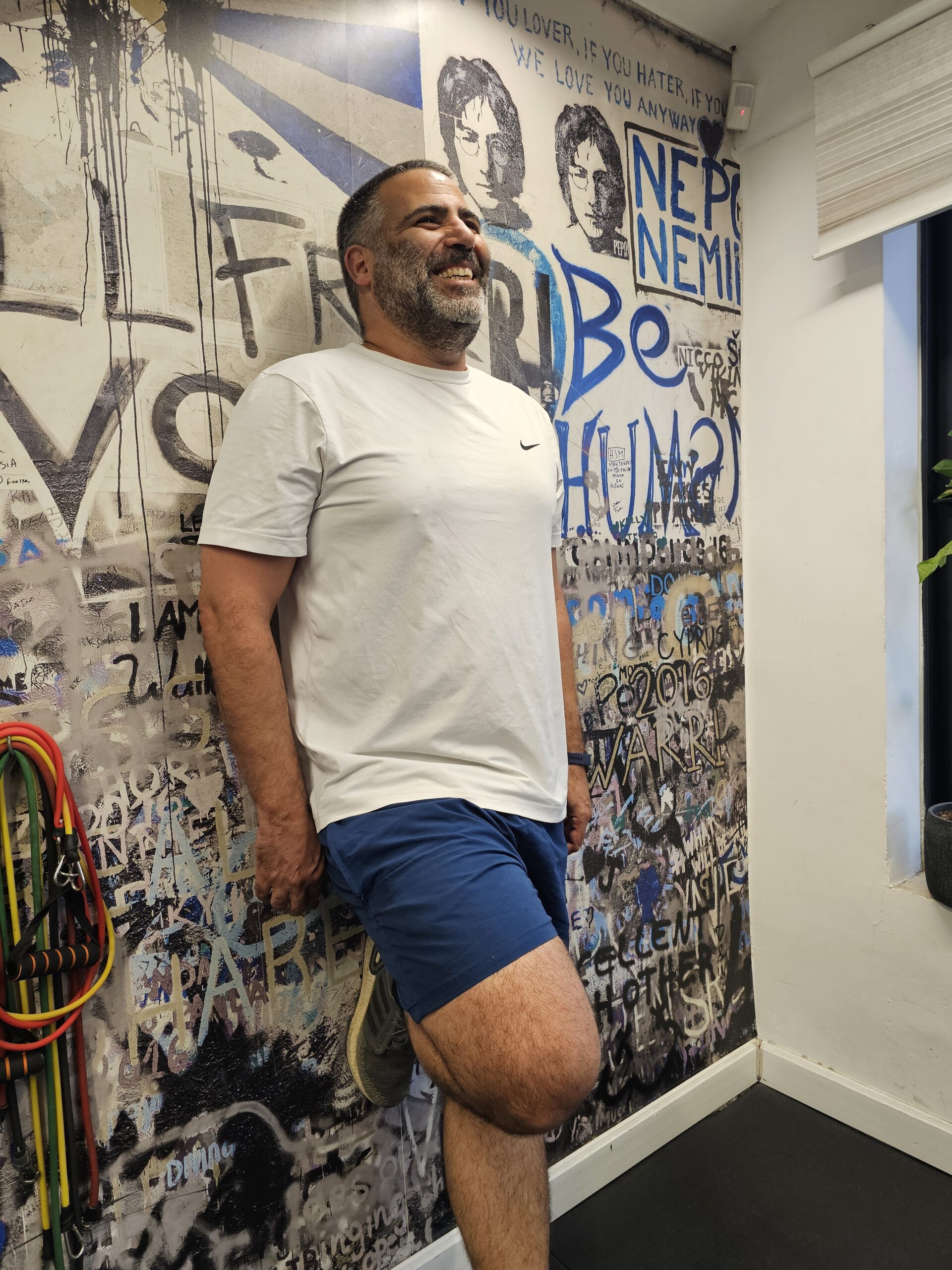 שחר אליקים